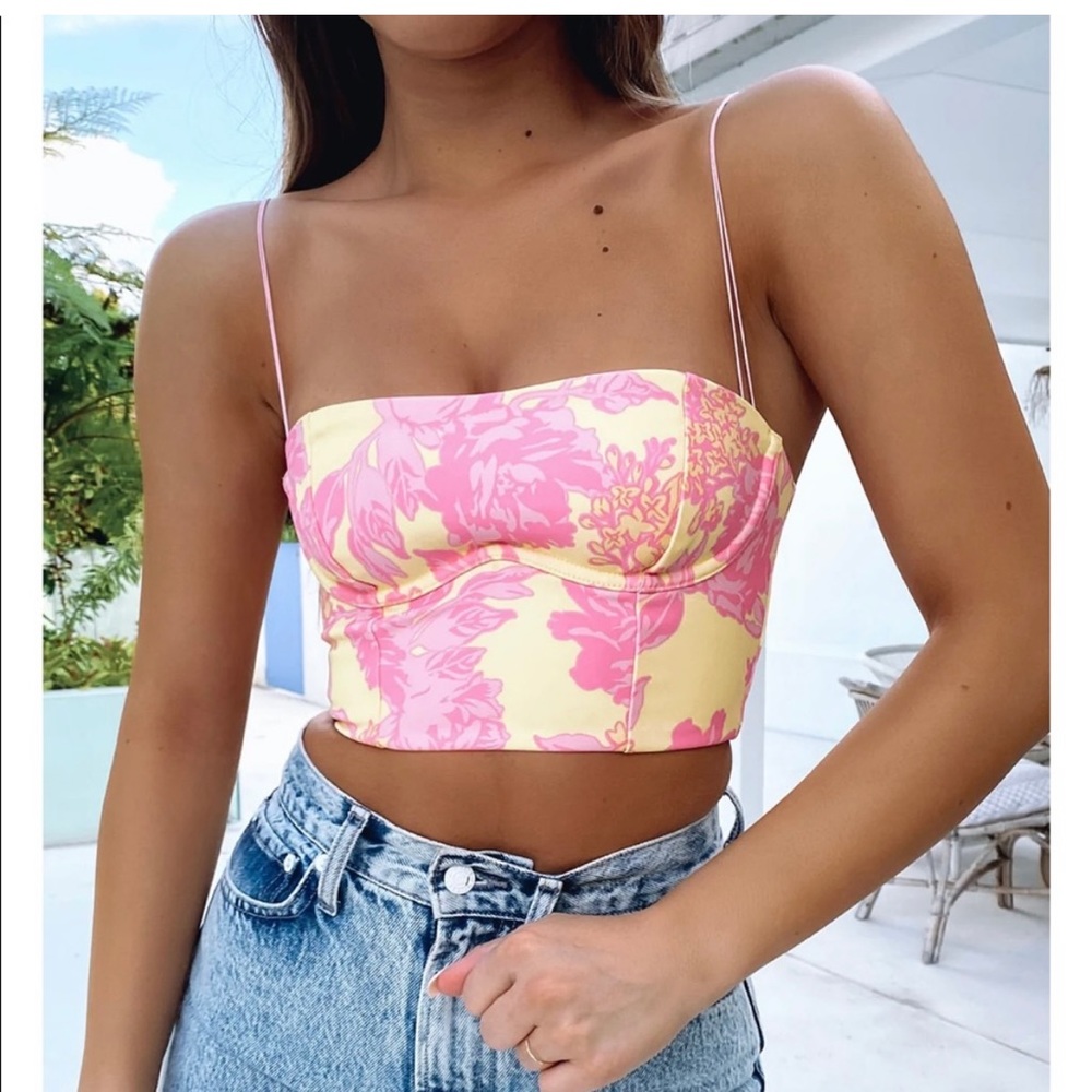 NWOT White Fox crop top